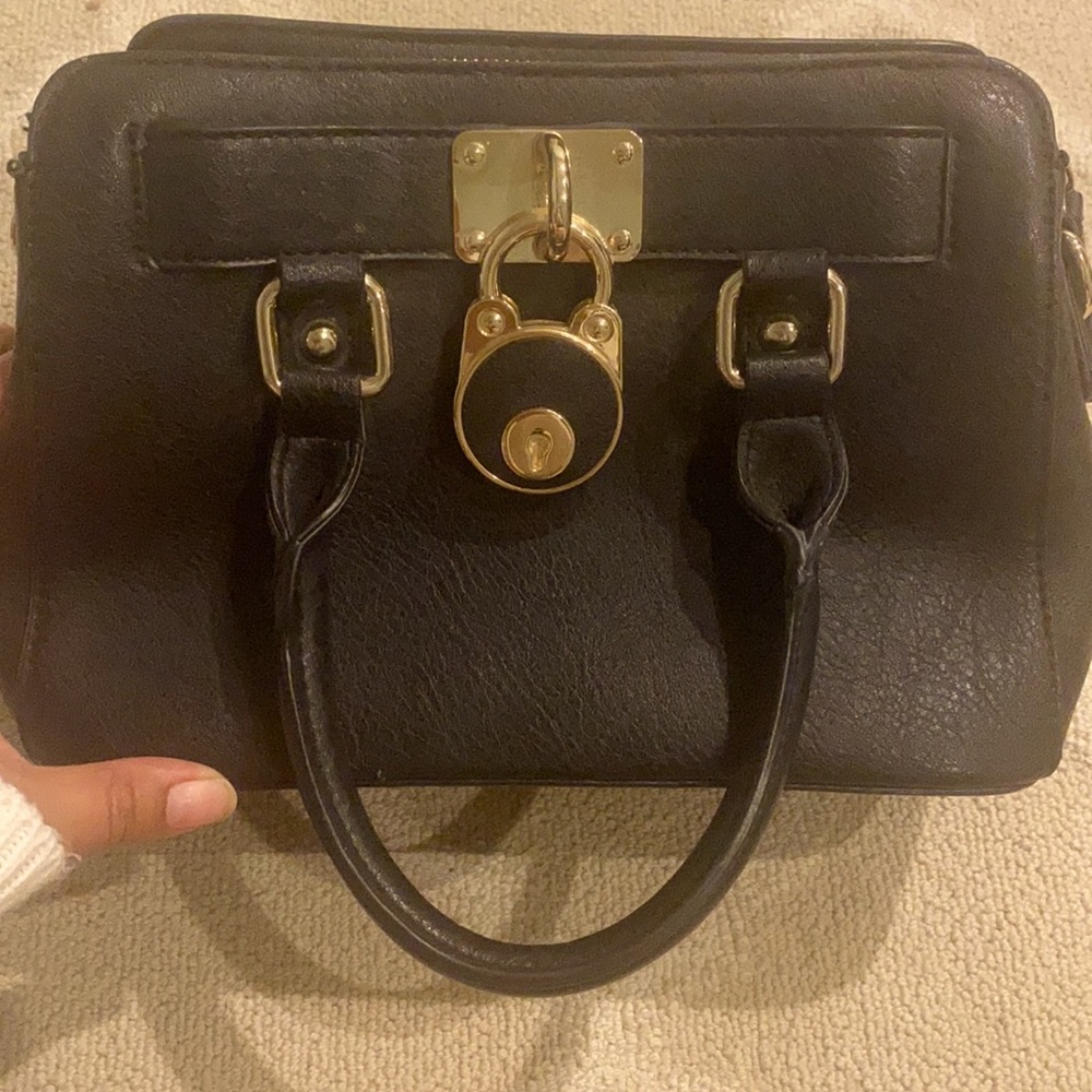 Crossbody bag
